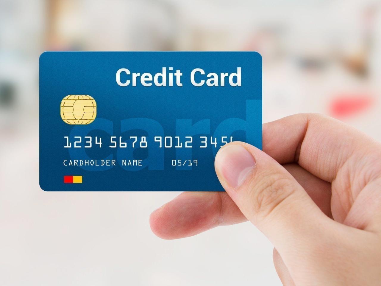 What is the difference between business credit card and personal