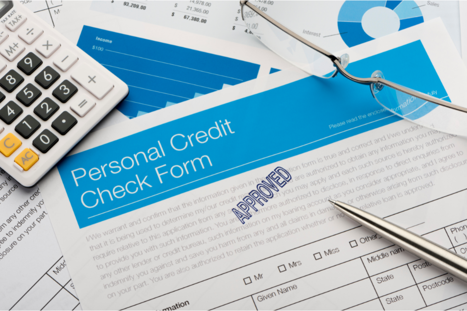 Which business cards report to personal credit